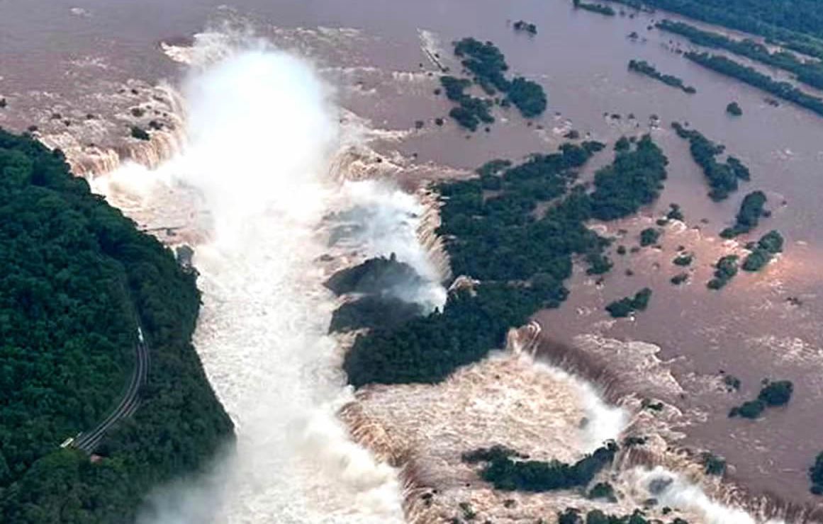 *LA APA ADVIERTE SOBRE UNA CRECIDA DEL R&Iacute;O PARAN&Aacute; Y RECOMIENDA EXTREMAR PRECAUCIONES EN ZONAS COSTERAS*