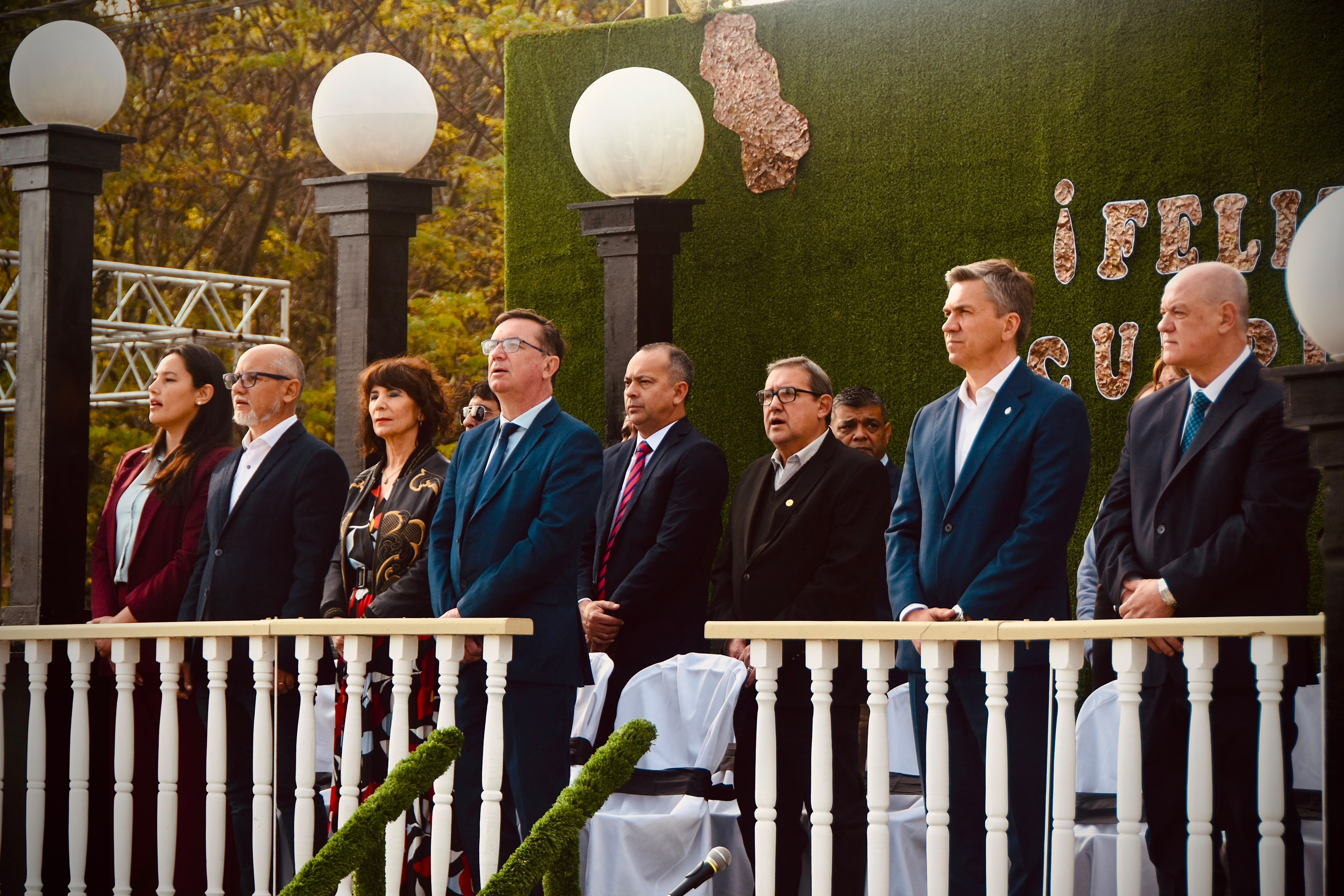 *EN SU 105&deg; ANIVERSARIO, CAMPO LARGO ABRI&Oacute; SU PASEO DE EMPRENDEDORES Y SE ENTREGARON T&Iacute;TULOS DE PROPIEDAD*