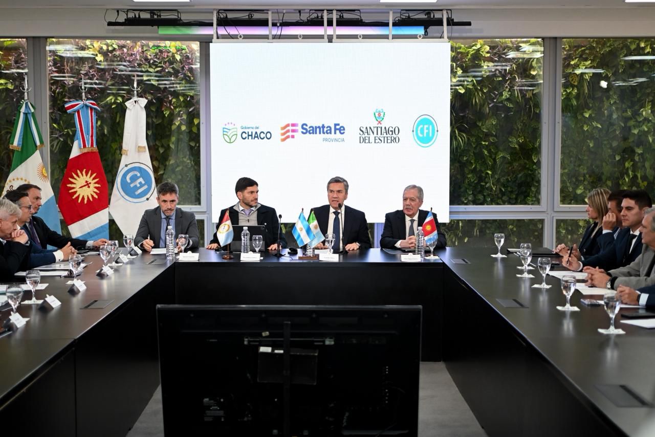 *BAJOS SUBMERIDIONALES: CHACO, SANTA FE Y SANTIAGO DEL ESTERO UNEN ESFUERZOS PARA ANTICIPARSE AL IMPACTO DE EL NI&Ntilde;O*
