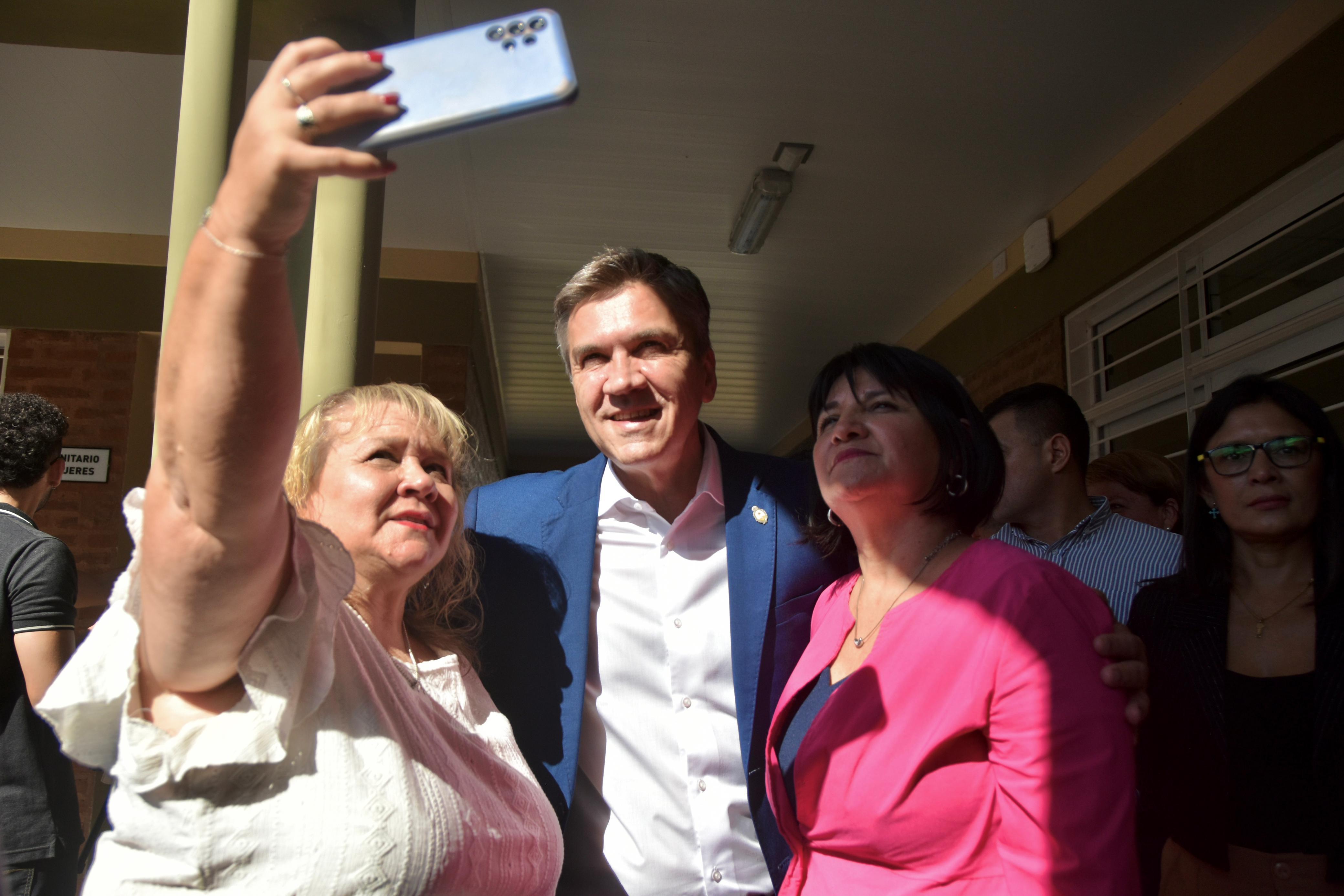 *PRESIDENCIA DE LA PLAZA: EL GOBERNADOR ZDERO INAUGUR&Oacute; EL NUEVO EDIFICIO DE LA ESCUELA ESPECIAL N&deg; 39*