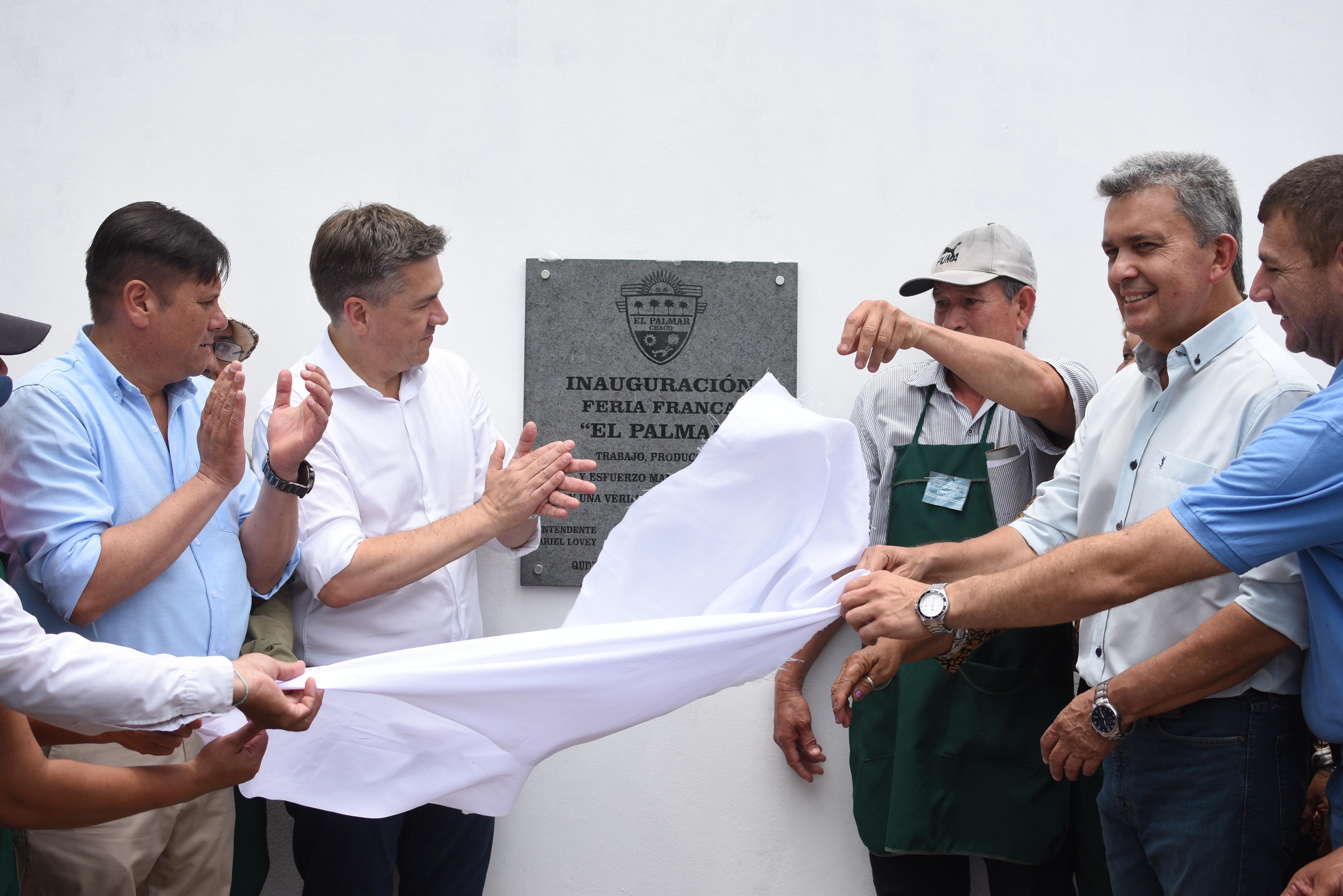 EL PALMAR-QUITILIPI: EL GOBERNADOR ZDERO INAUGURÓ LA FERIA FRANCA QUE IMPULSARÁ LA PRODUCCIÓN LOCAL