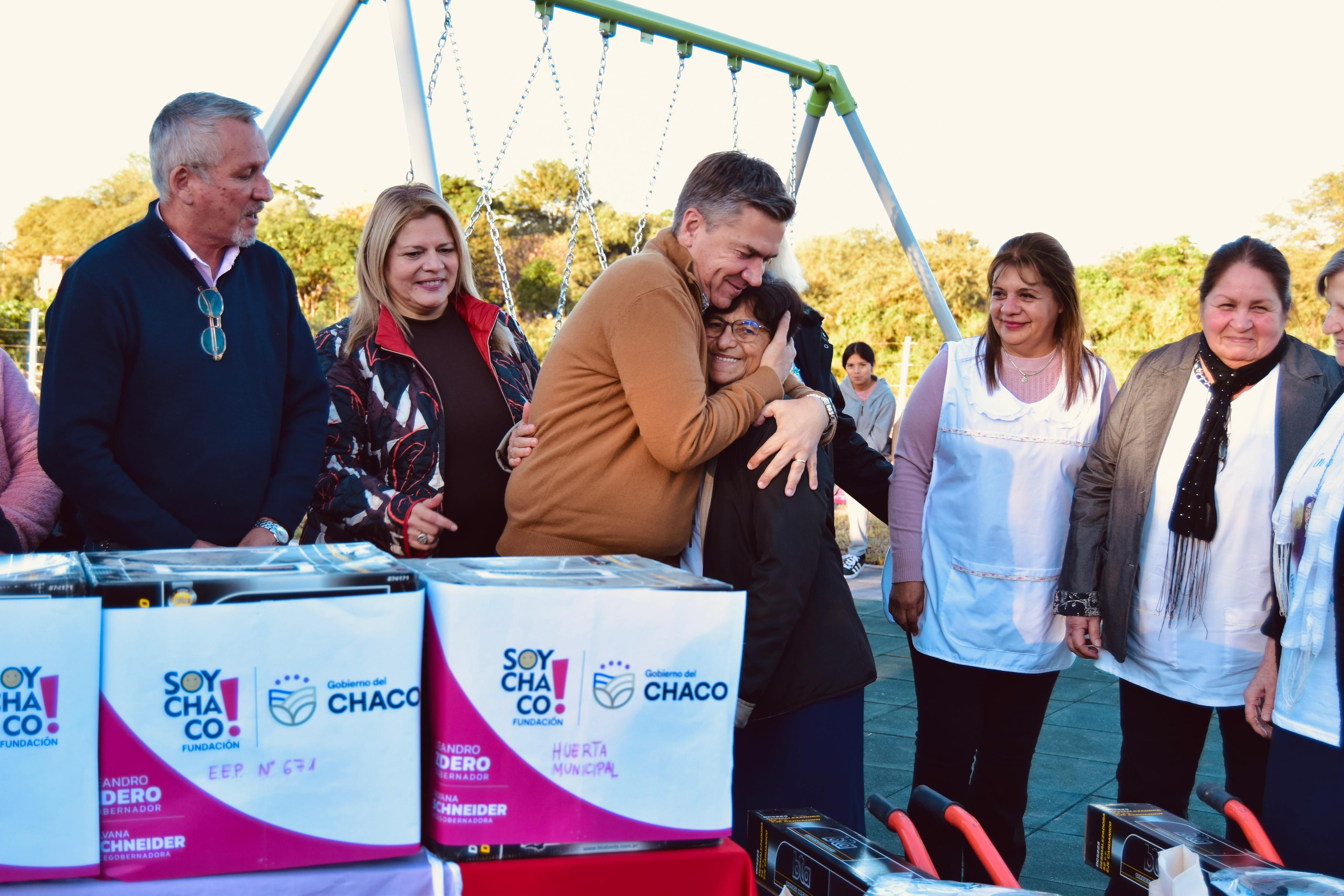 CONCEPCIÓN DEL BERMEJO: EL GOBERNADOR ZDERO INAUGURÓ LA PLAZA DE LAS INFANCIAS. ADEMÁS, ACORDÓ LA MEJORA Y AMPLIACIÓN DEL REGISTRO CIVIL