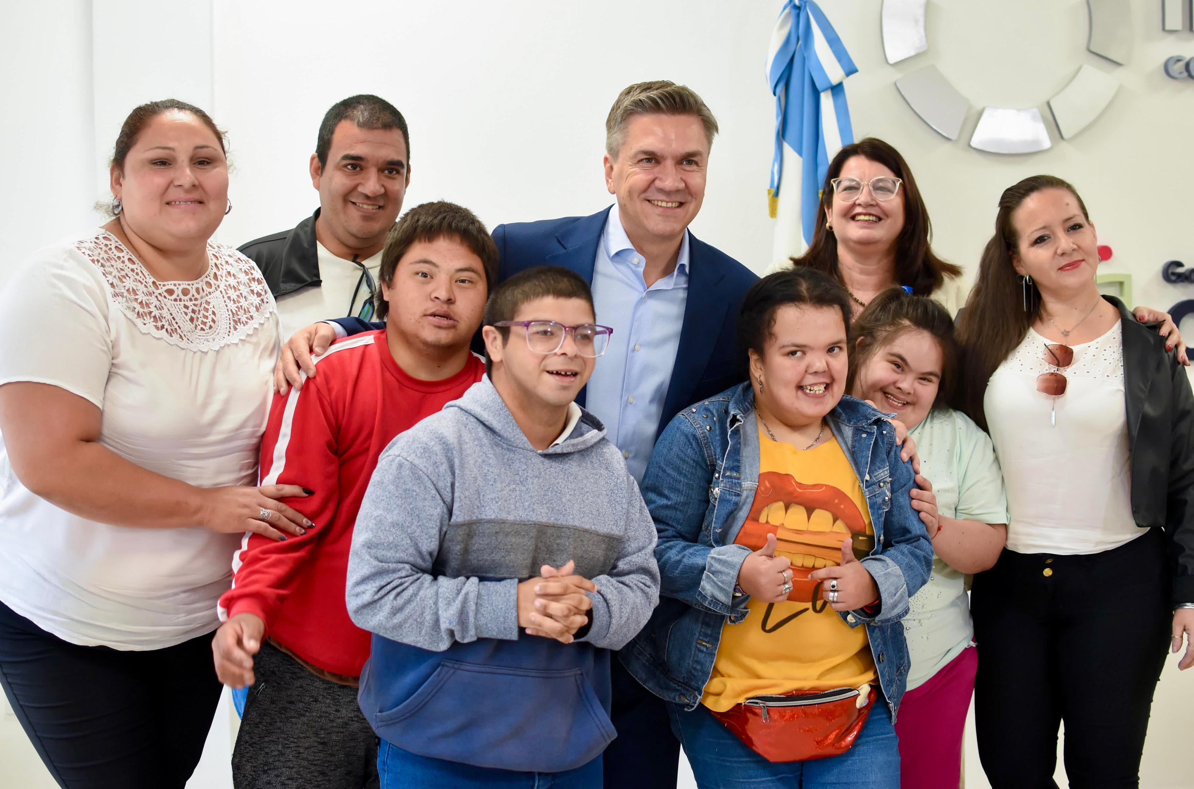 EL GOBERNADOR ZDERO RATIFICÓ EL COMPROMISO POR LA INCLUSIÓN EN EL DÍA INTERNACIONAL DE LAS PERSONAS CON DISCAPACIDAD