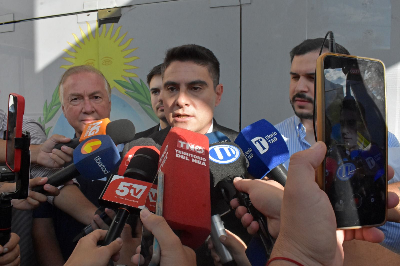 *LICENCIAS GREMIALES: &ldquo;NO HAY QUE PAGAR A QUIEN NO TRABAJA&rdquo; EXPRES&Oacute; EL MINISTRO FERRO*