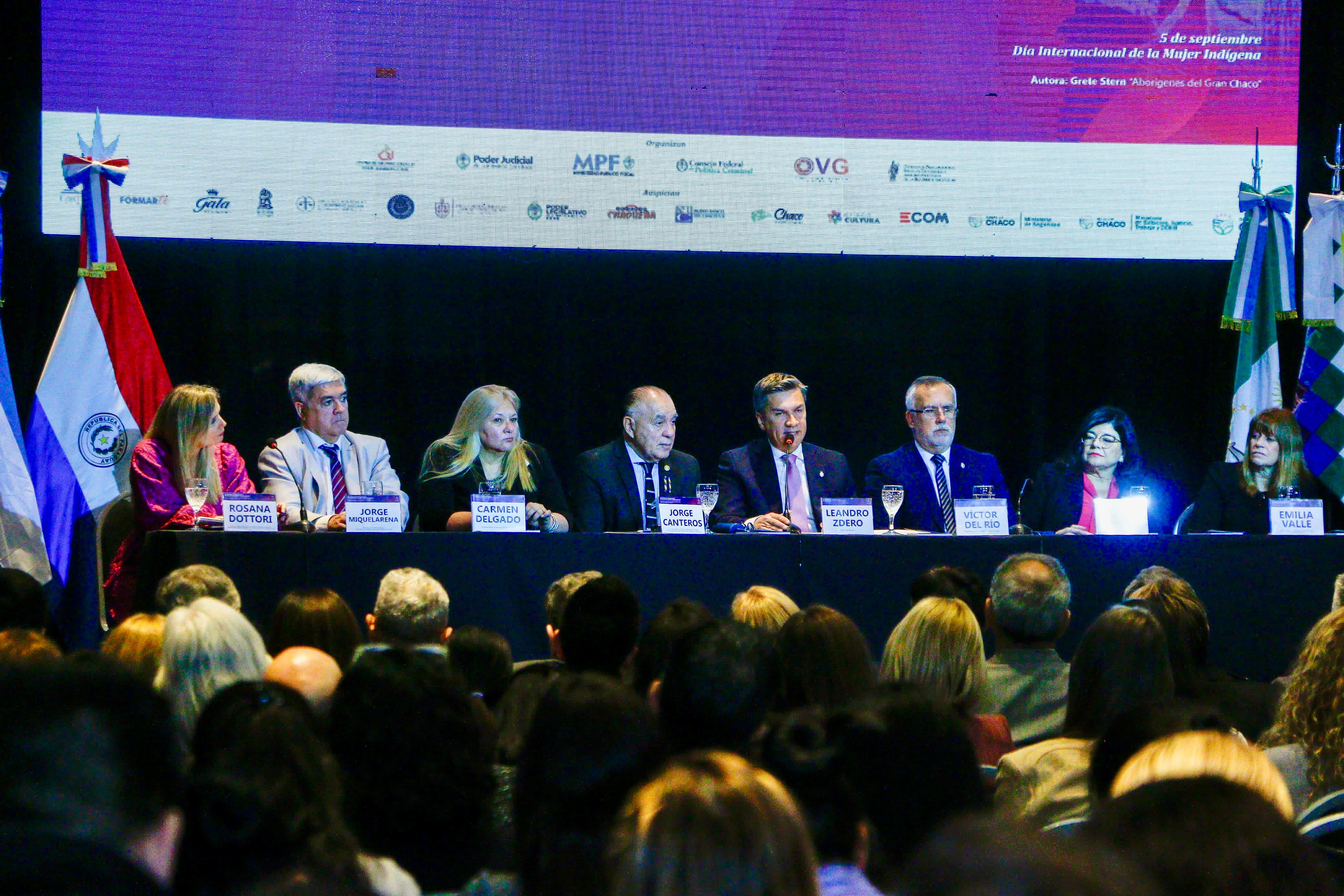 EL GOBERNADOR ZDERO DIO APERTURA A LA XII JORNADAS INTERNACIONALES SOBRE VIOLENCIA DE GÉNERO Y DELITOS CONEXOS