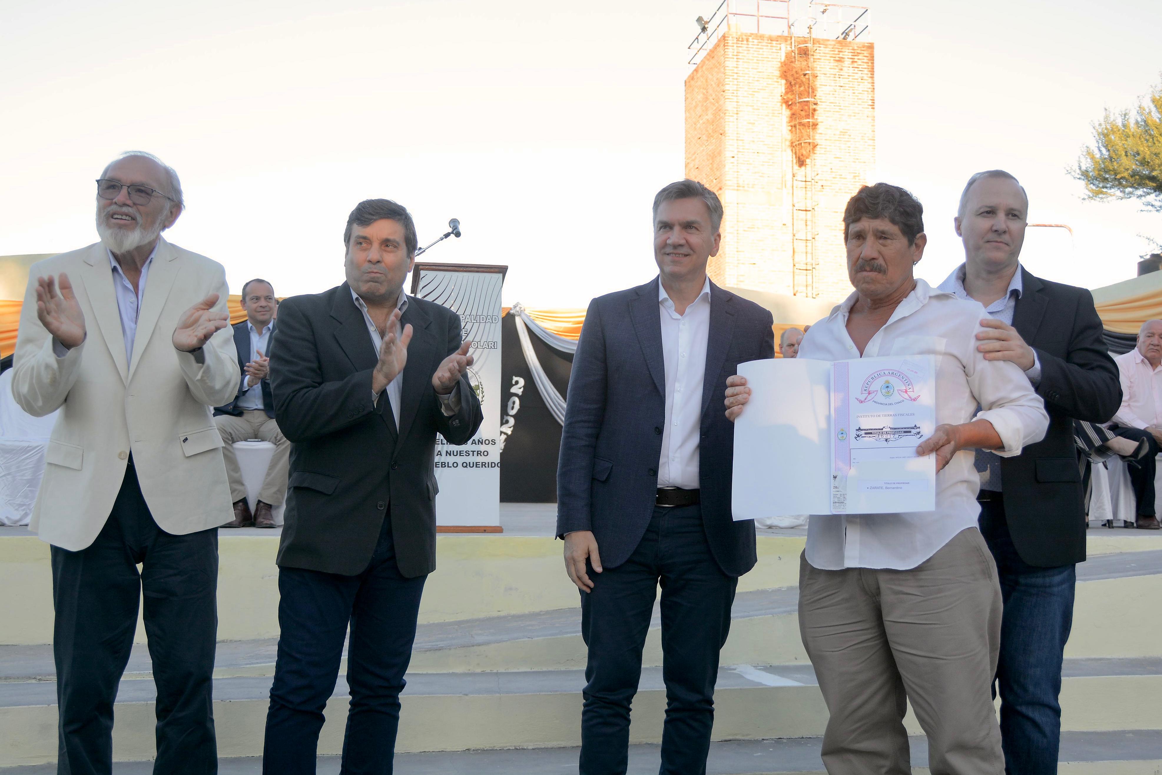 EL GOBERNADOR LEANDRO ZDERO ACOMPAÑÓ EL ACTO CENTRAL POR EL 96° ANIVERSARIO DE CAPITÁN SOLARI