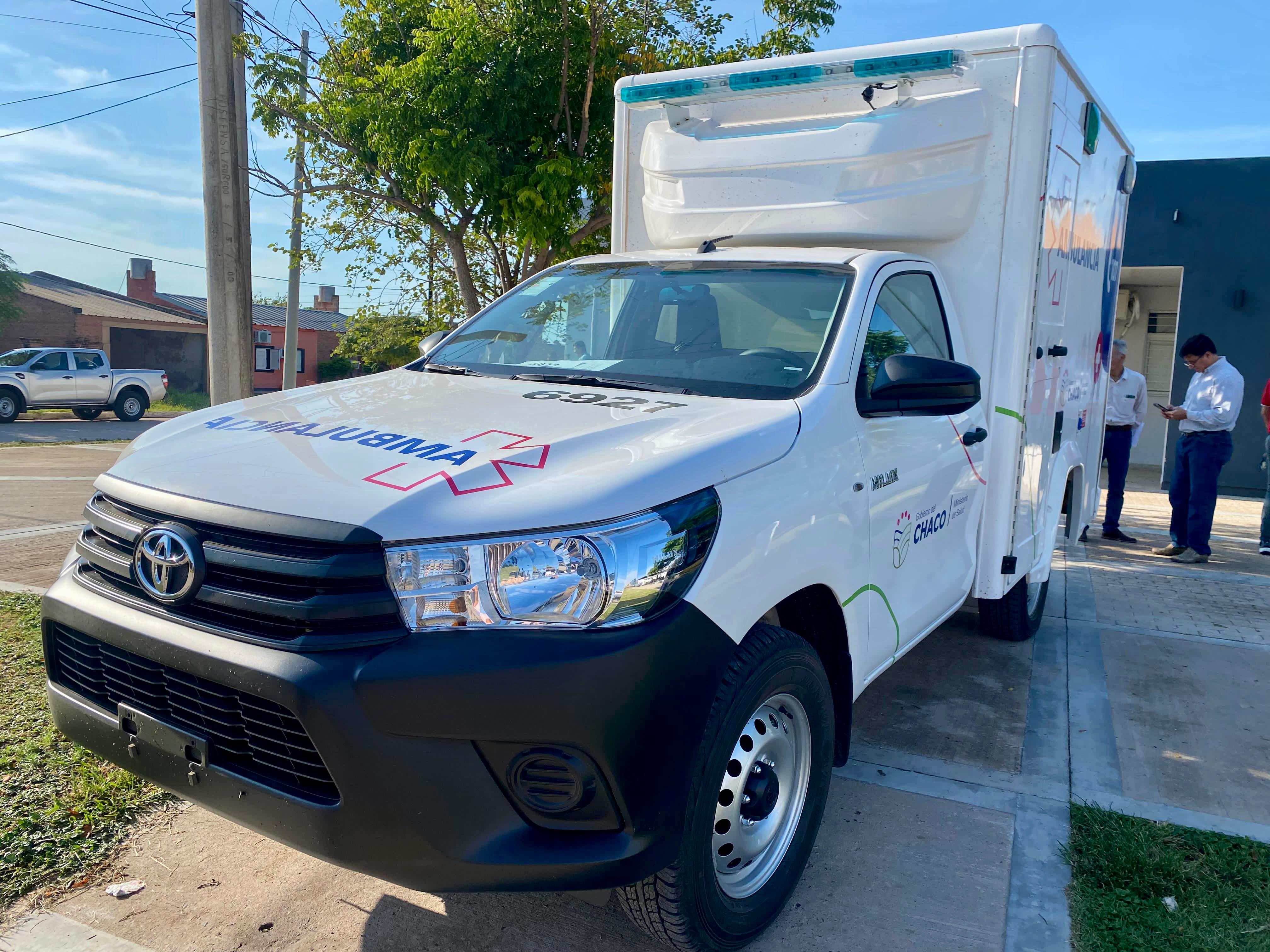 PAMPA DEL INDIO: EL GOBERNADOR ZDERO ENCABEZÓ EL OPERATIVO SANITARIO DE ABORDAJE TERRITORIAL Y ENTREGÓ UNA AMBULANCIA PARA LA ZONA