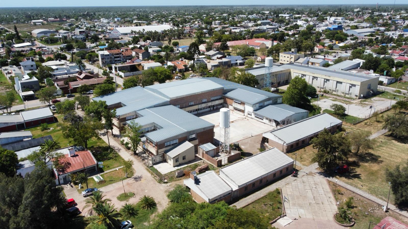 VILLA ÁNGELA: LA E.E.T. N°1 INICIA EL CICLO LECTIVO Y LAS OBRAS DE LA E.E.S. N°9 "BACHI 9" SE ACERCAN A SU INAUGURACIÓN EN JULIO