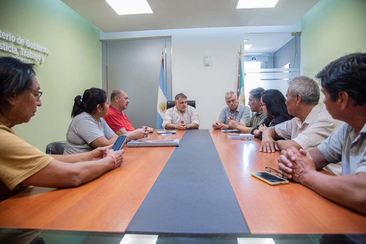 *GOBIERNO SE REUNIÓ CON LOS REPRESENTANTES DEL INSTITUTO DEL ABORIGEN CHAQUEÑO*