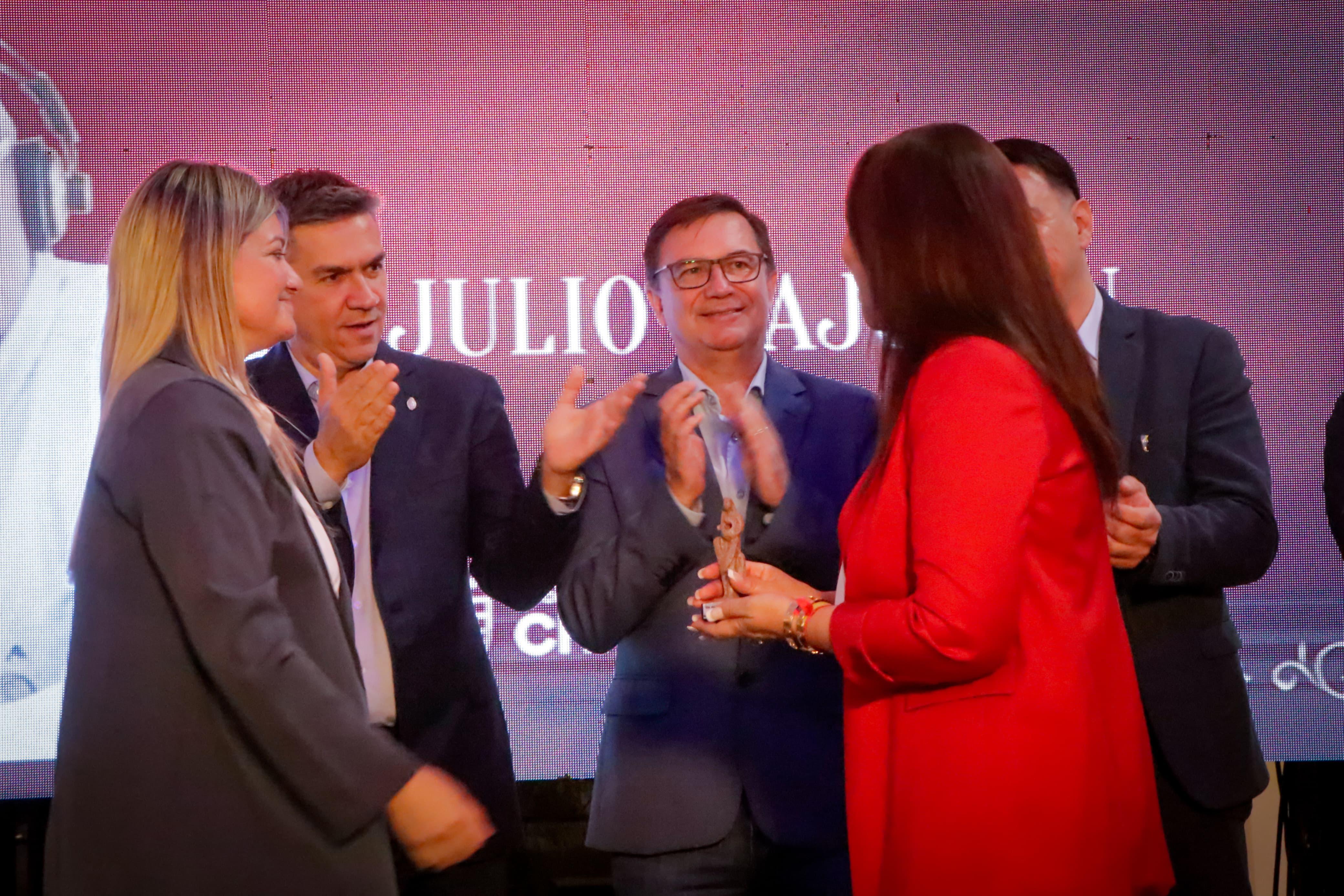 *EN EL DÍA DEL PERIODISTA, ZDERO PONDERÓ LA LABOR DE LOS PROFESIONALES DE LA COMUNICACIÓN: “EL RECONOCIMIENTO ES DESDE LA VALORACIÓN Y EL RESPETO”*