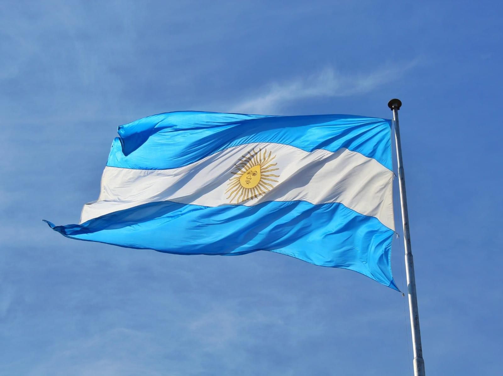 *EL GOBERNADOR ZDERO ENCABEZARÁ LOS FESTEJOS DEL 9 DE JULIO EN RESISTENCIA*