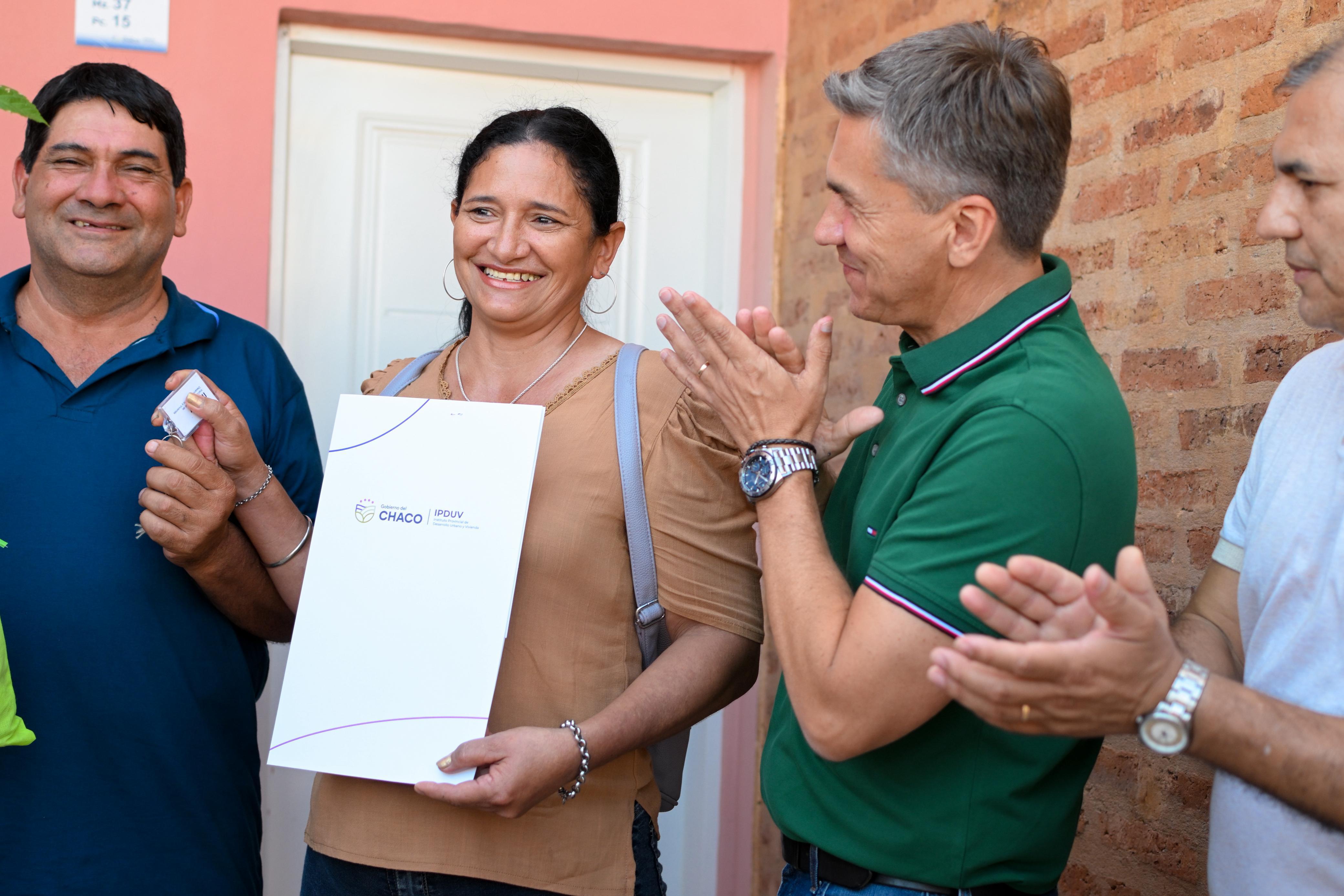 *M&Aacute;S VIVIENDAS: 32 FAMILIAS CUMPLIERON EL SUE&Ntilde;O DE LA CASA PROPIA EN QUITILIPI*