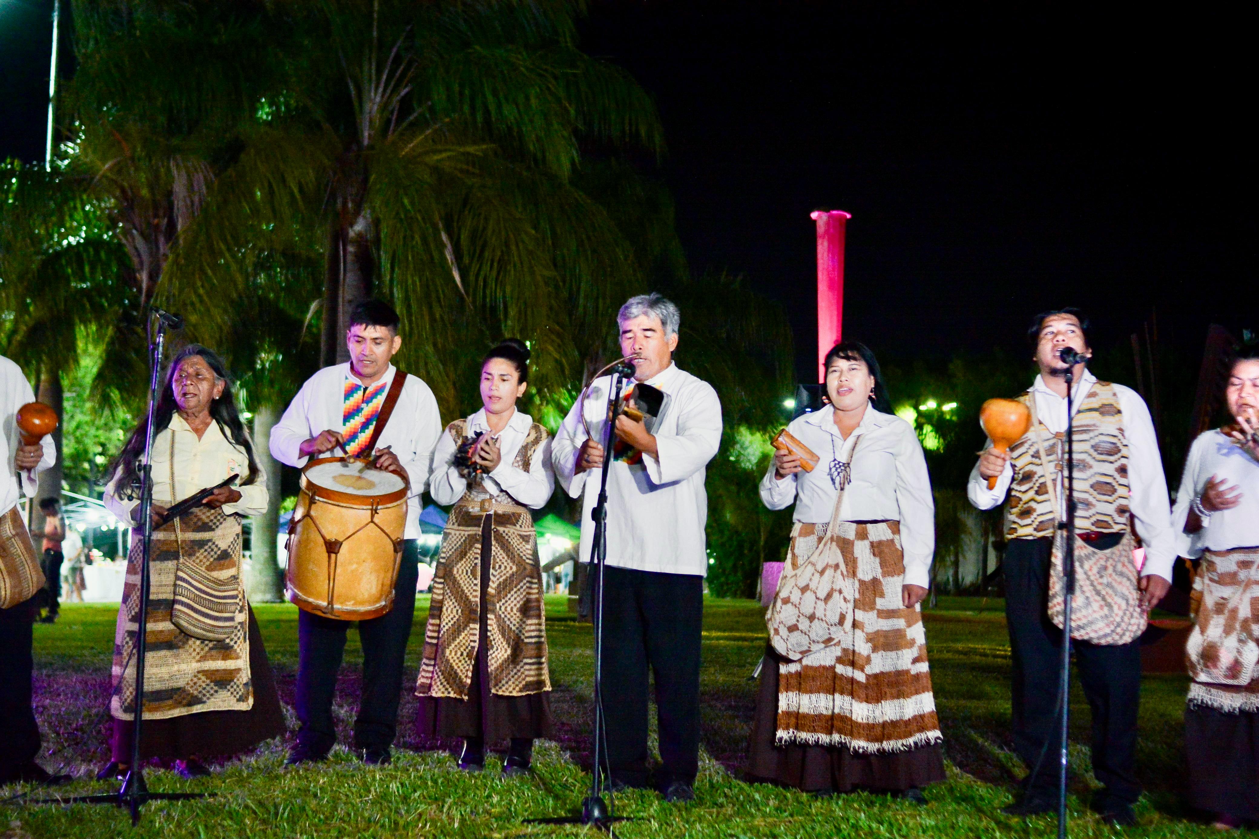 *EL GOBERNADOR ZDERO RATIFICÓ SU COMPROMISO Y ANUNCIÓ EL EMPRENDE ROSA 2025 CON NUEVAS LÍNEAS DE FINANCIAMIENTO