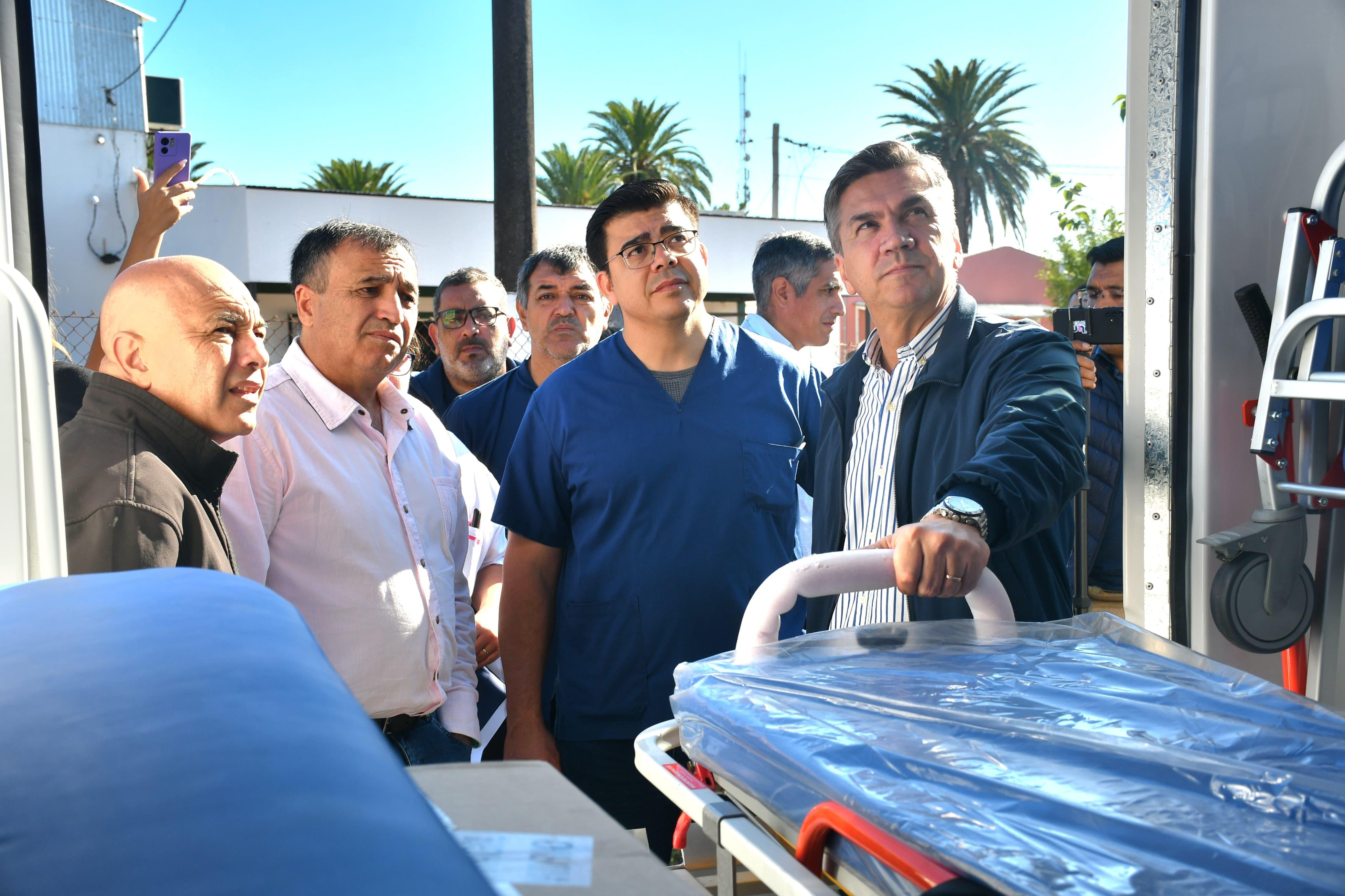 *CHARADAI: NUEVA ENTREGA DE AMBULANCIA PARA REFORZAR LA SALUD DE LOS CHAQUEÑOS*