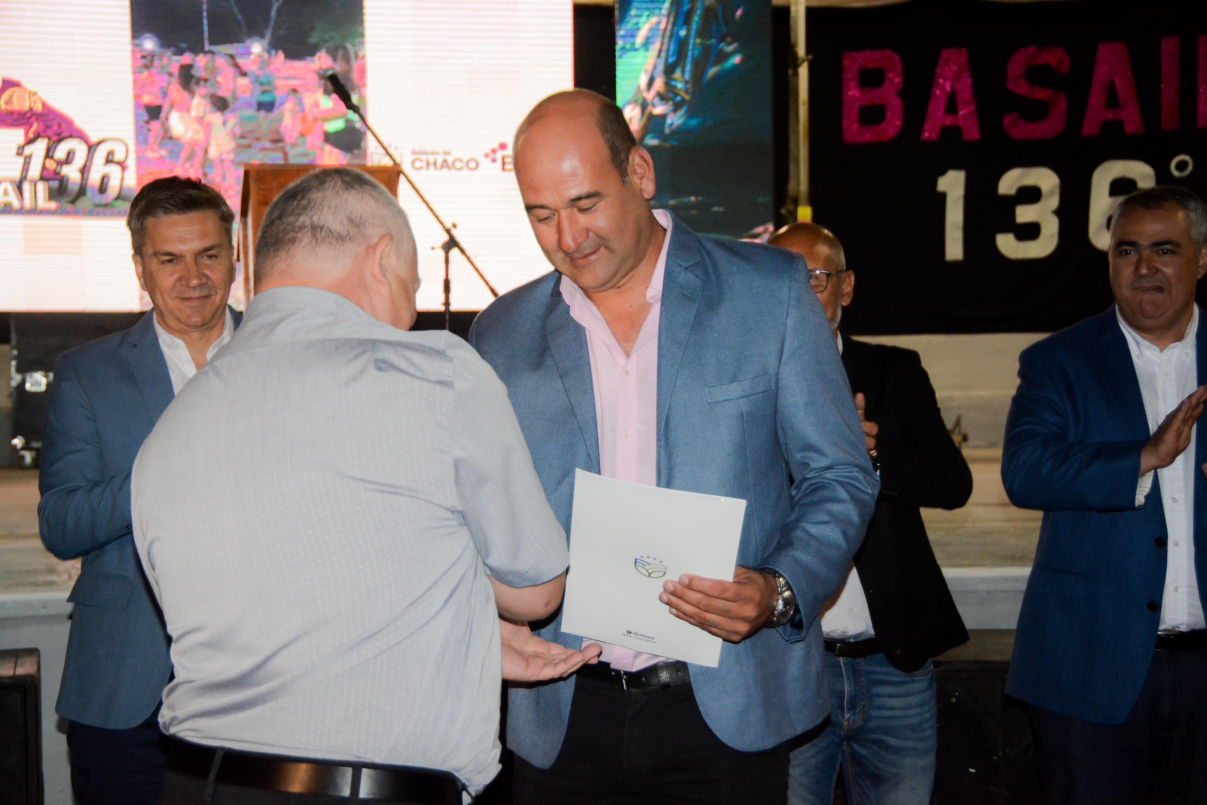 ZDERO ACOMPAÑÓ EL ANIVERSARIO 136 DE BASAIL: “ES UNA CIUDAD QUE CRECE Y VAN A TENER SIEMPRE A UN GOBERNADOR QUE LOS ACOMPAÑA”