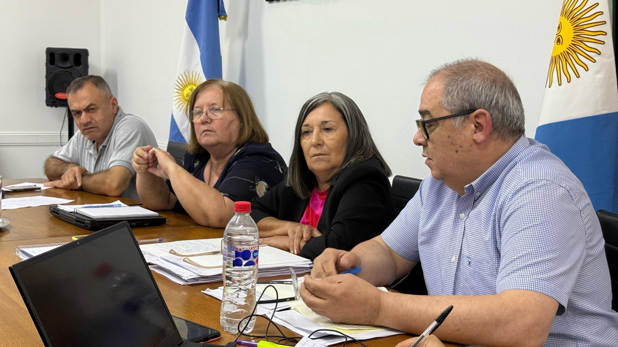 TITULARIZACIÓN DE DOCENTES: EDUCACIÓN AVANZA CON LA APLICACIÓN DE LA LEY DE ESTABILIDAD LABORAL