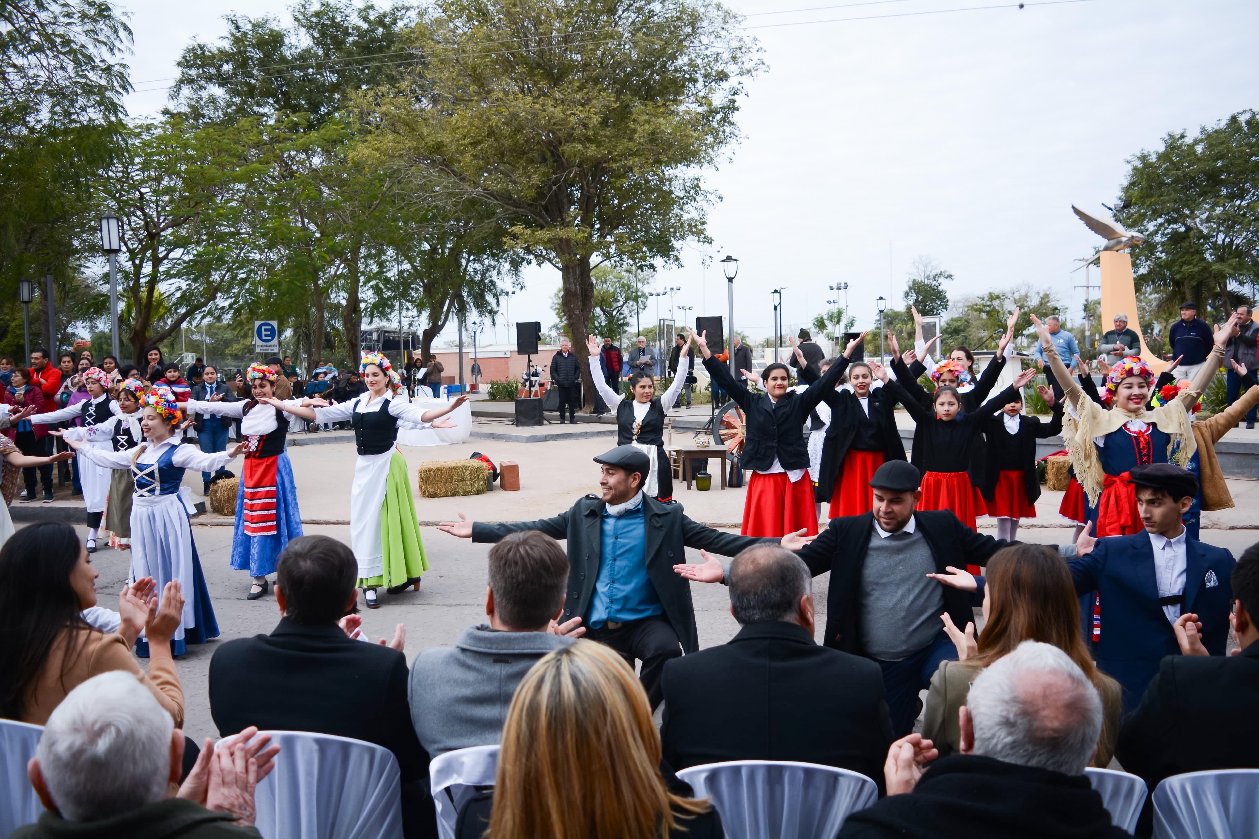 *ZDERO ACOMPAÑÓ LOS FESTEJOS POR EL 103° ANIVERSARIO DE LAS BREÑAS*
