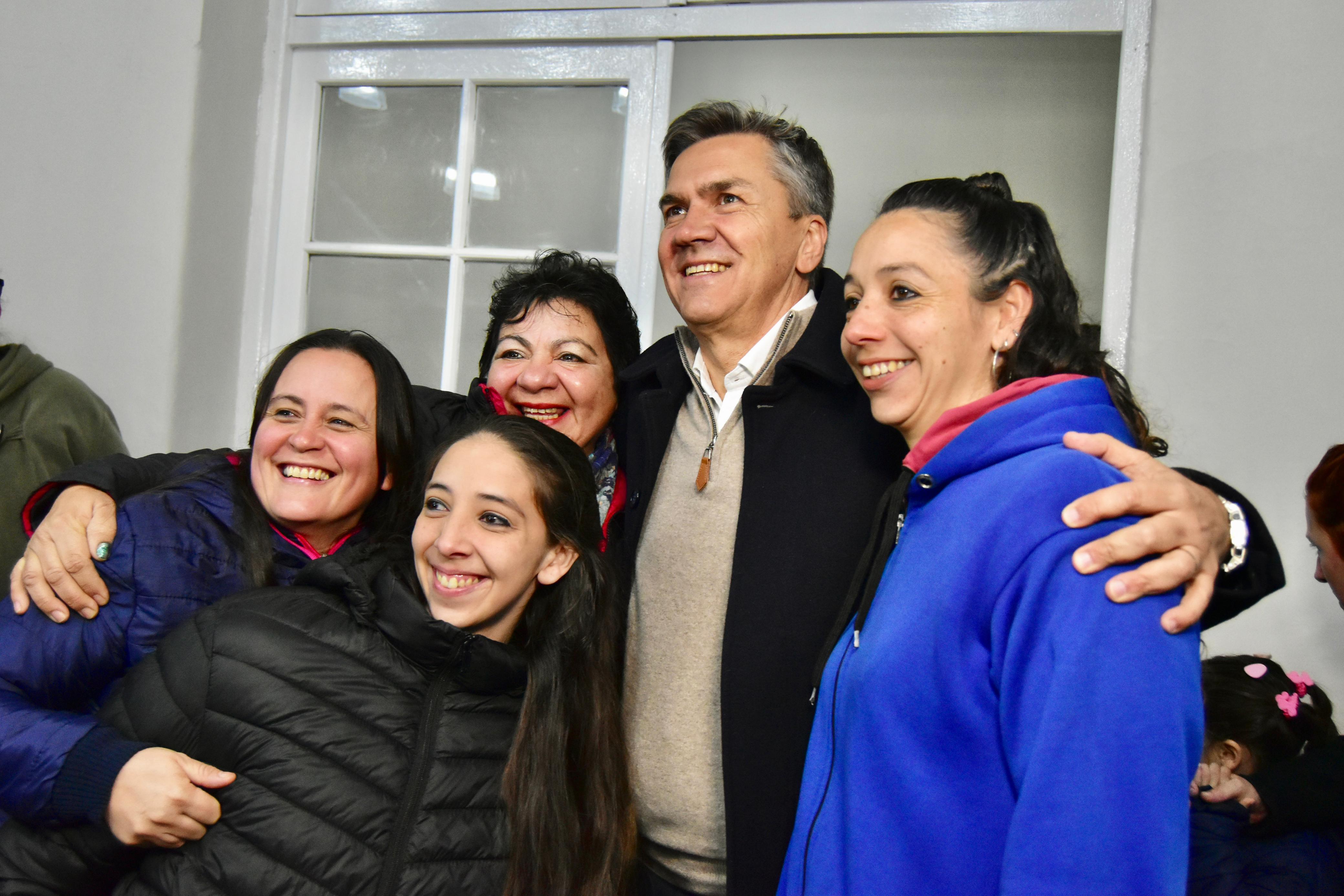 PRIMERA ETAPA: EL GOBERNADOR ZDERO HABILITÓ HOY LAS REFACCIONES DE LA CENTENARIA ESCUELA N° 10 DE COLONIA BENÍTEZ