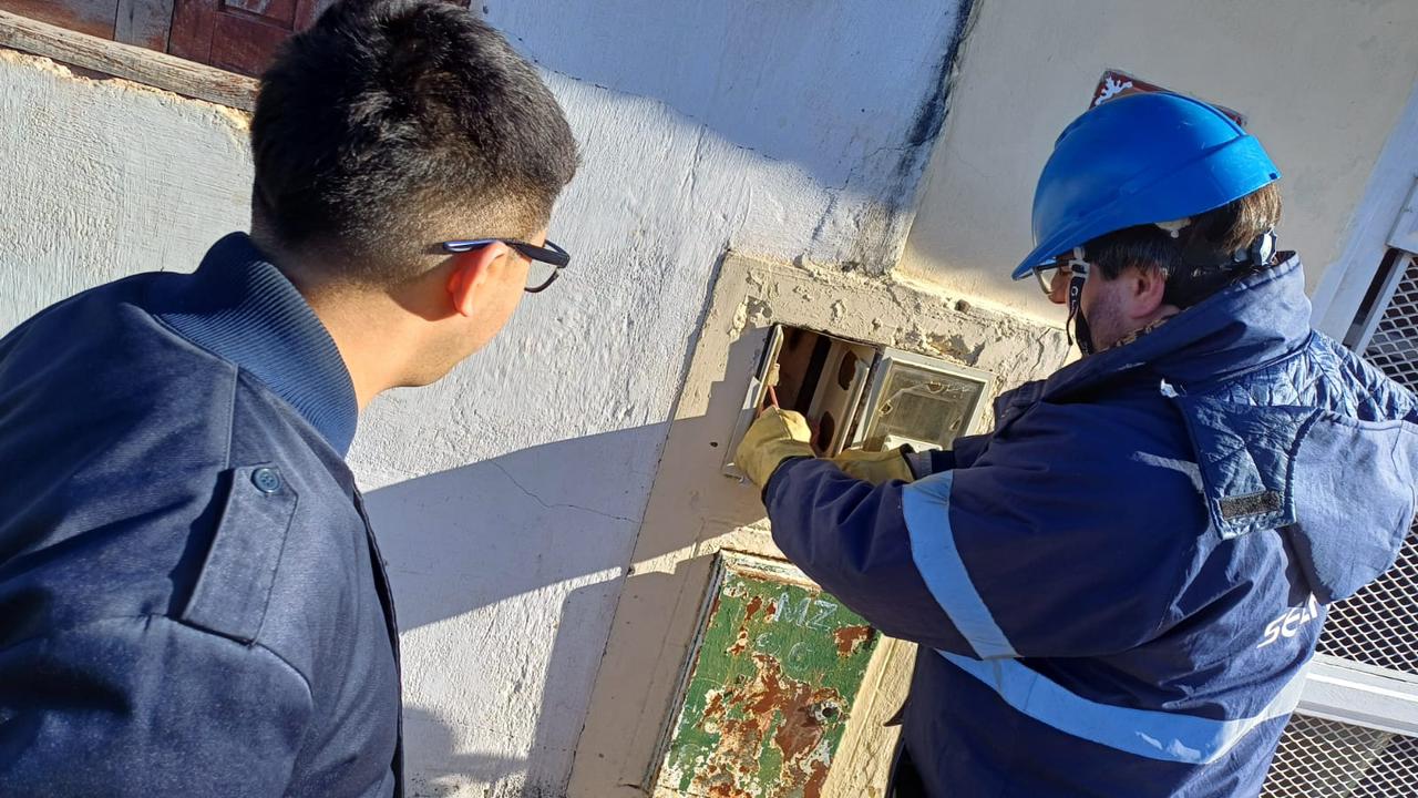 CON MÁS OPERATIVOS Y CUADRILLAS, SECHEEP INTENSIFICA SU LUCHA CONTRA EL FRAUDE ELÉCTRICO