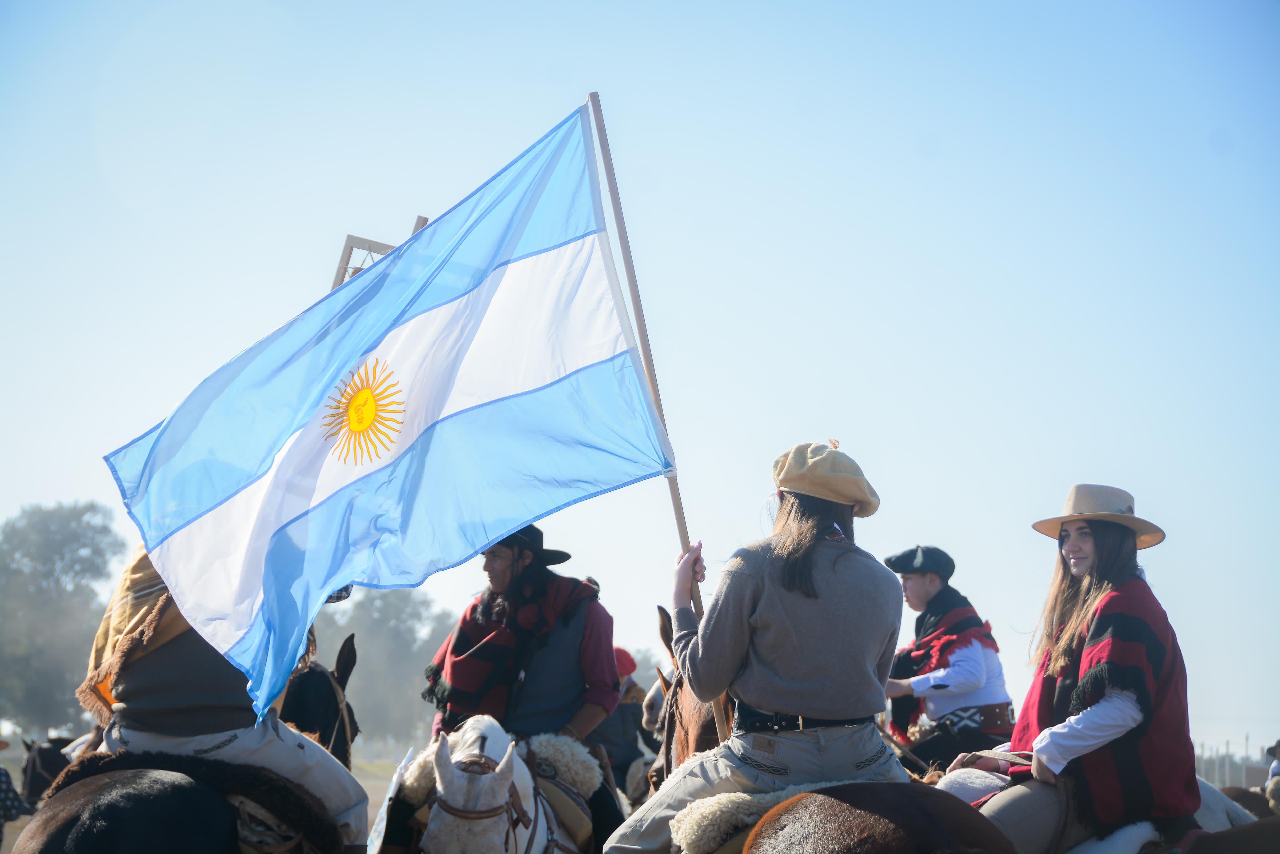 *SANTA SYLVINA: ZDERO ACOMPAÑÓ LA 8VA. FIESTA DEL LOCRO Y LA ARGENTINIDAD*