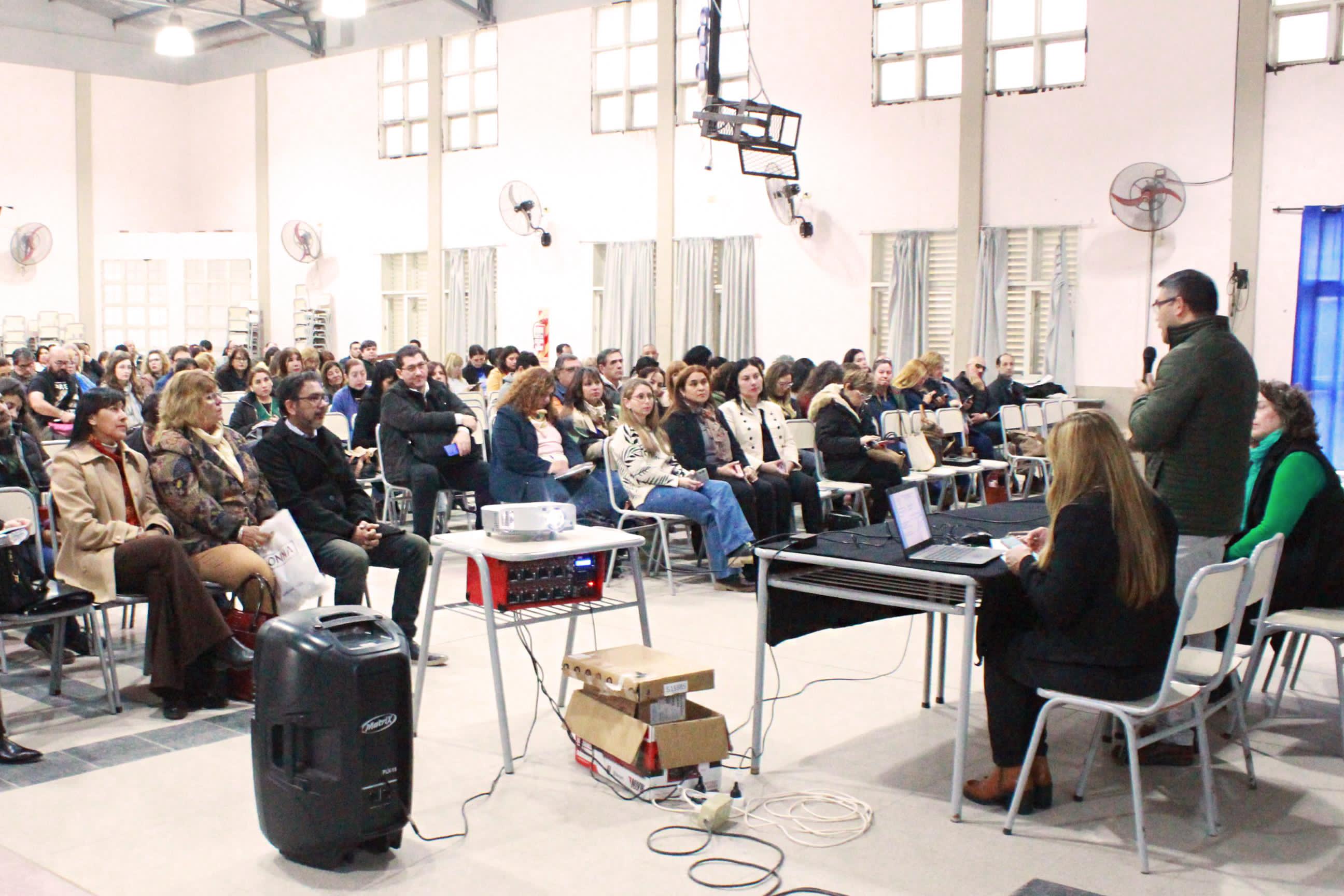 EDUCACIÓN TRABAJÓ CON DIRECTORES DE ESCUELAS PRIMARIAS Y SECUNDARIAS SOBRE EL RESULTADO DE LOS DIAGNÓSTICOS A PARTIR DE LOS SABERES DE LOS ESTUDIANTES