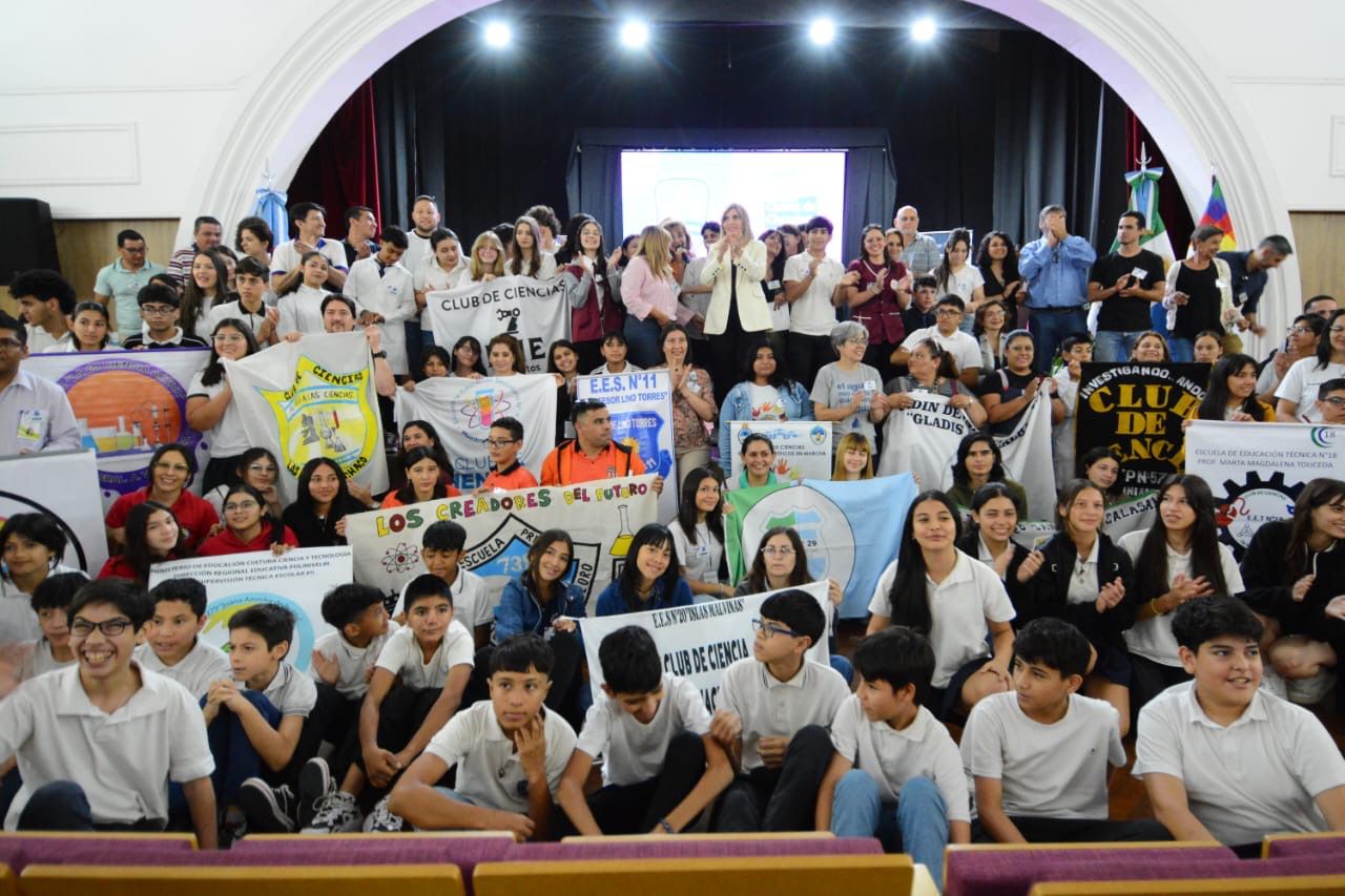 CIENCIA Y TECNOLOGÍA EN LA EDUCACIÓN: UN AÑO LLENO DE LOGROS