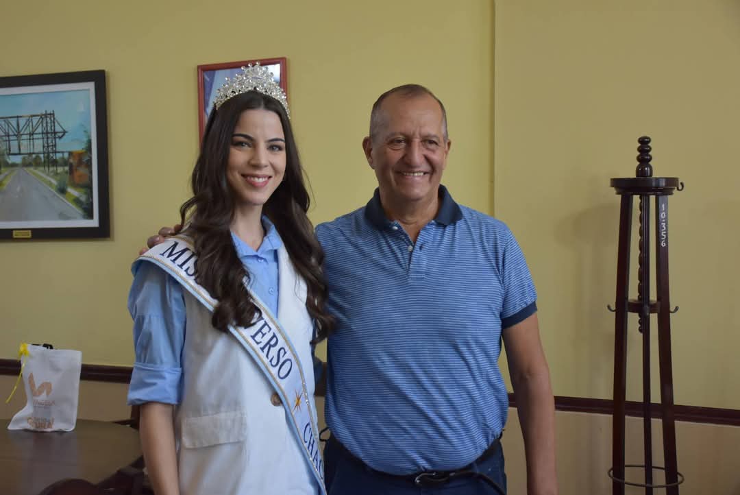 EL INTEDENTE PAPP RECIBIÓ A LA JOVEN JUDIT GRNJA “MISS UNIVERSO CHACO 2025”