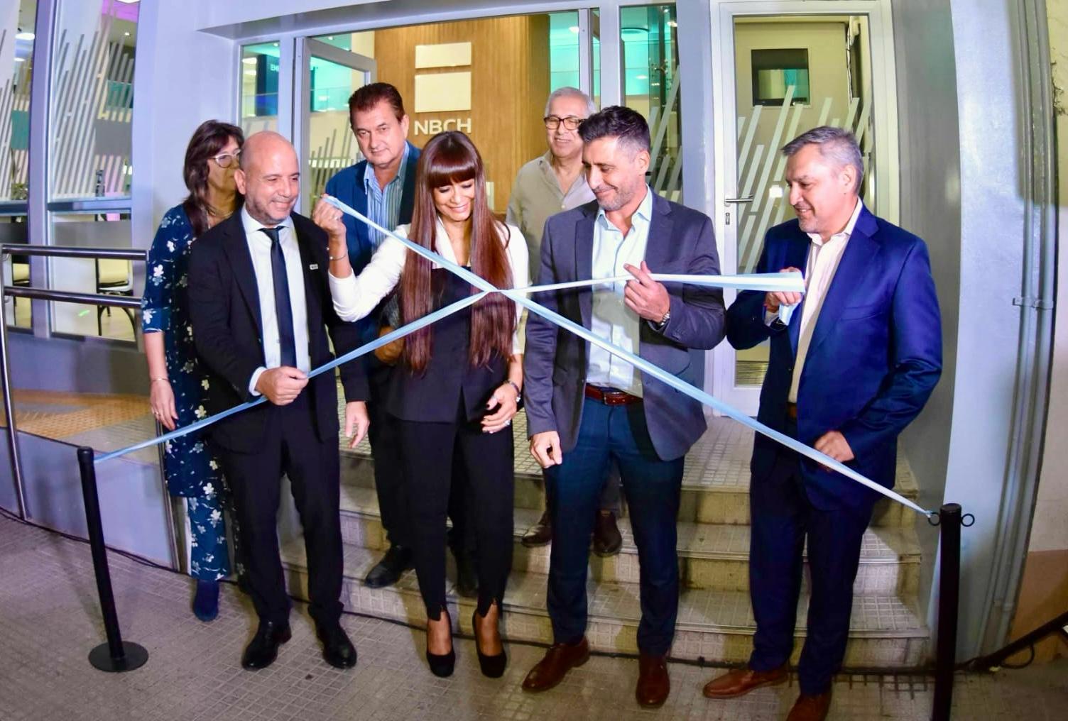 *RESISTENCIA: SE  INAUGURÓ ANOCHE LA REMODELACIÓN TOTAL DE LA SUCURSAL 25 DE MAYO, DEL NUEVO BANCO DEL CHACO*