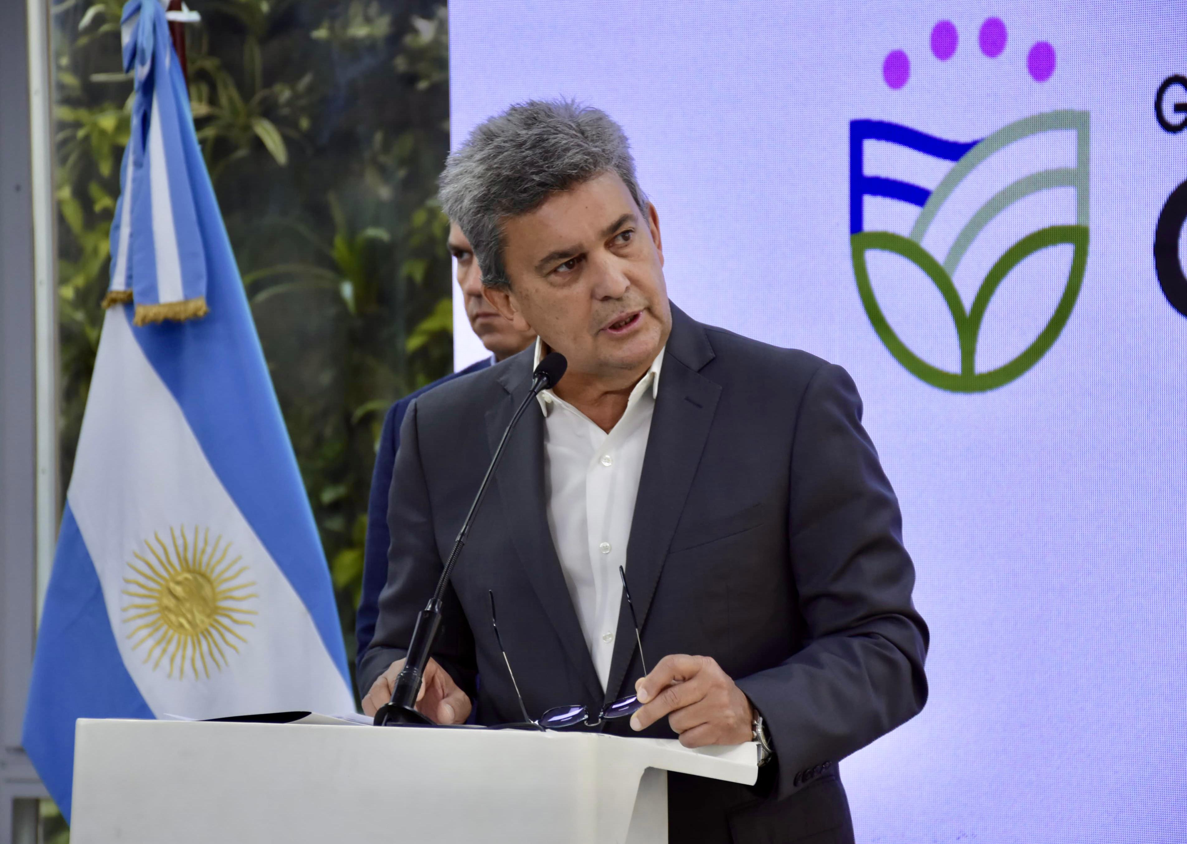 EL GOBERNADOR ZDERO ANUNCIÓ ASISTENCIA POR MÁS DE 2600 MILLONES DE PESOS A PEQUEÑOS PRODUCTORES: “APOYAMOS AL SECTOR QUE DINAMIZA LA ECONOMÍA LOCAL EN CADA PUEBLO”, ASEGURÓ