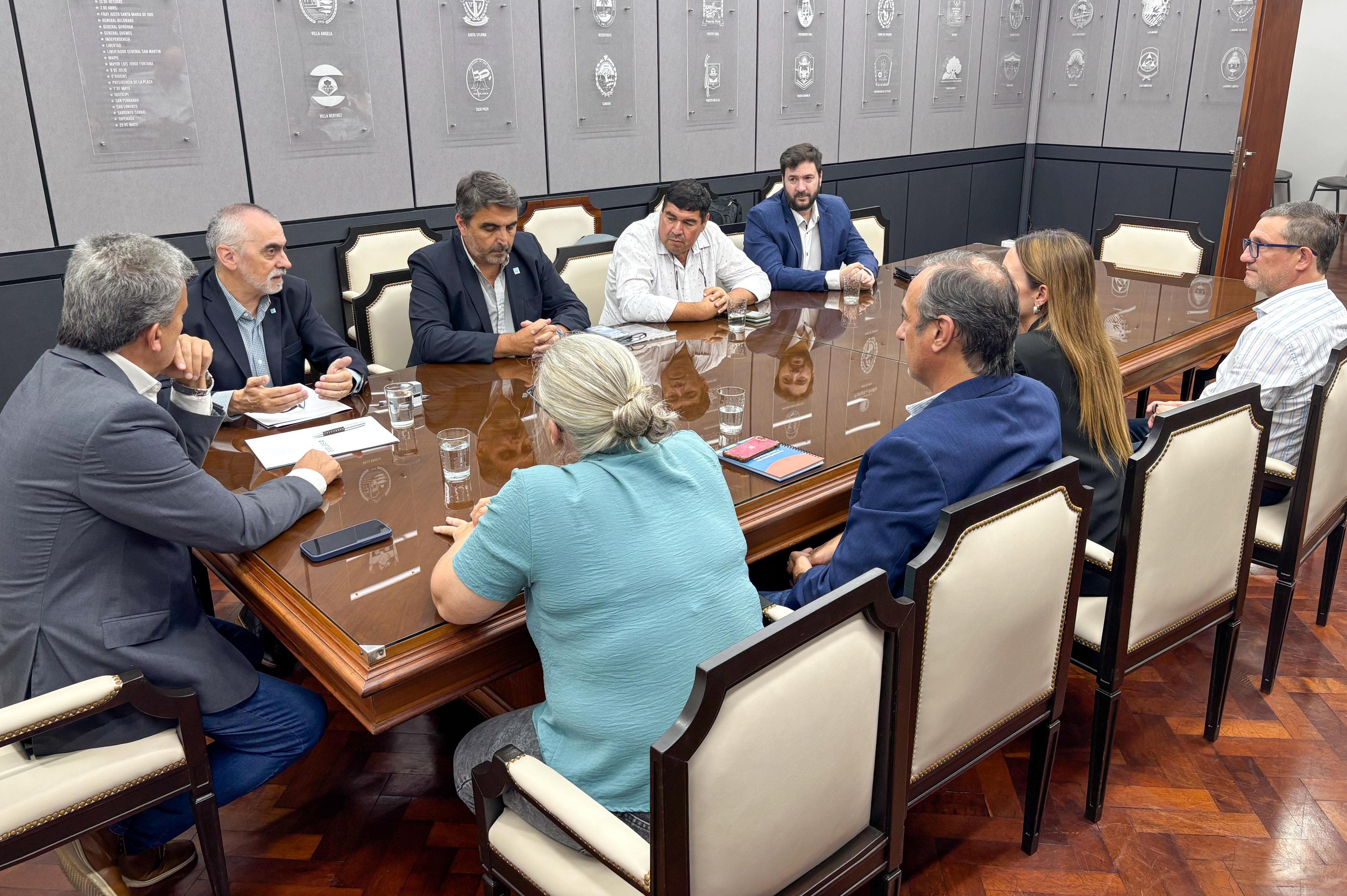 ACUERDO: CHACO Y SENASA FORTALECEN ACCIONES EN SEGURIDAD ALIMENTARIA