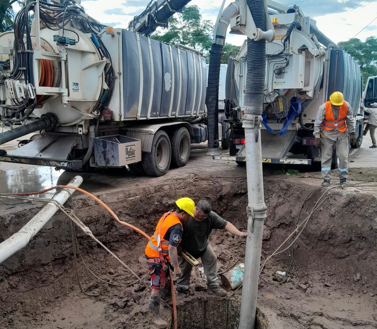 *SÁENZ PEÑA: SAMEEP REPARÓ COLECTOR PRINCIPAL DE CLOACAS Y SE RESTABLECIÓ EL SERVICIO*