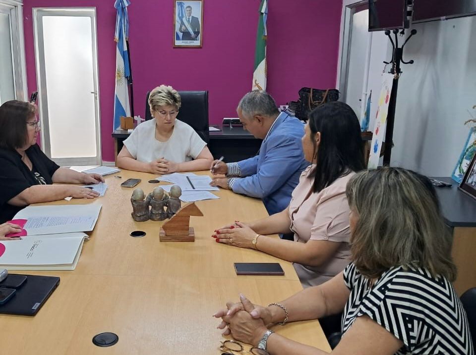 *EDUCACI&Oacute;N Y DESARROLLO HUMANO GARANTIZAN EL SERVICIO DE COMEDORES ESCOLARES PARA EL CICLO LECTIVO 2026*