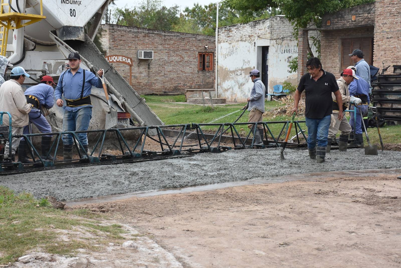 VILLA ÁNGELA AVANZA CON OBRAS EN DISTINTOS PUNTOS DE LA CIUDAD