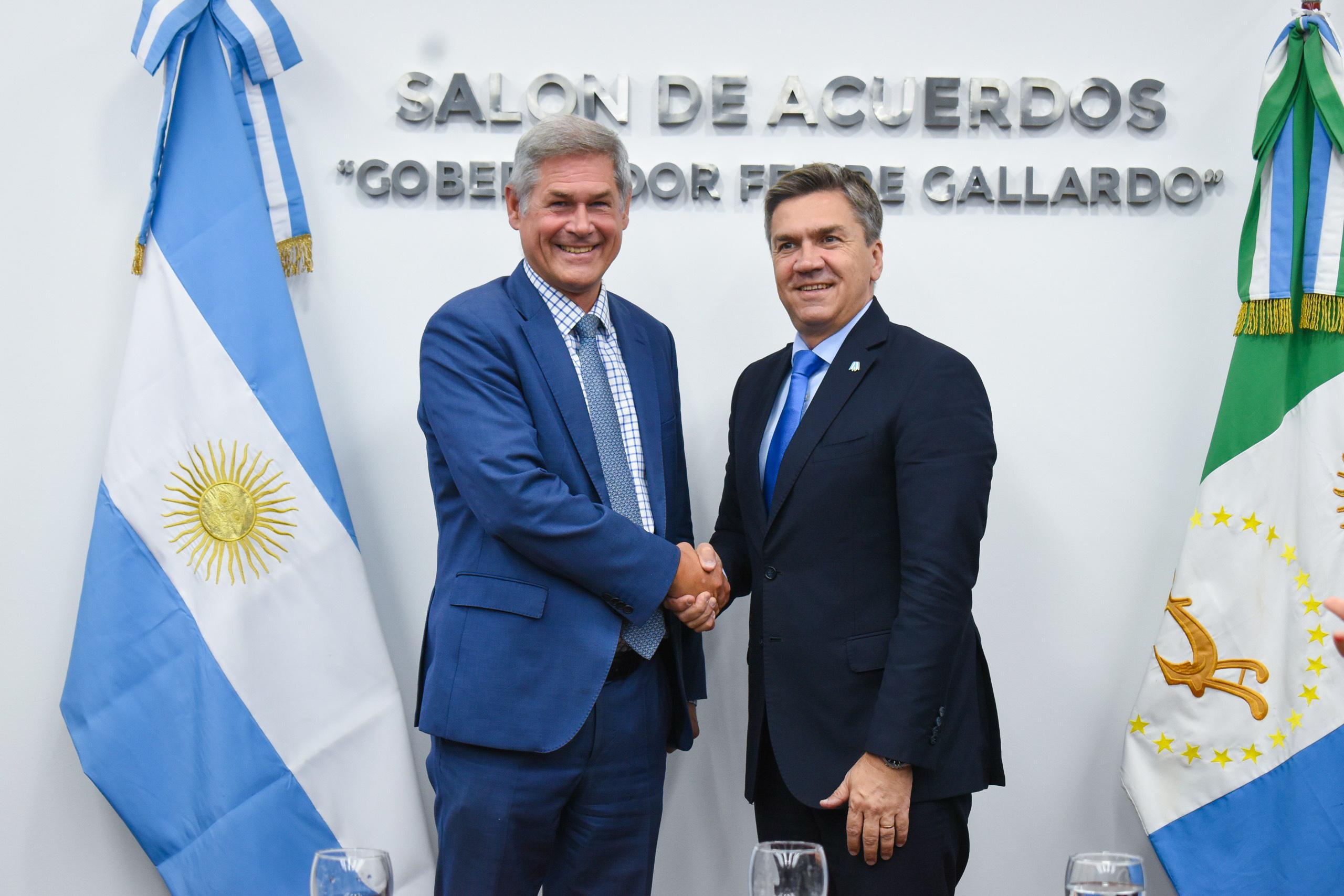 FORTALECIENDO RELACIONES: EL GOBERNADOR ZDERO RECIBIÓ ESTA MAÑANA AL MINISTRO NEVEN, DE LA EMBAJADA ALEMANA