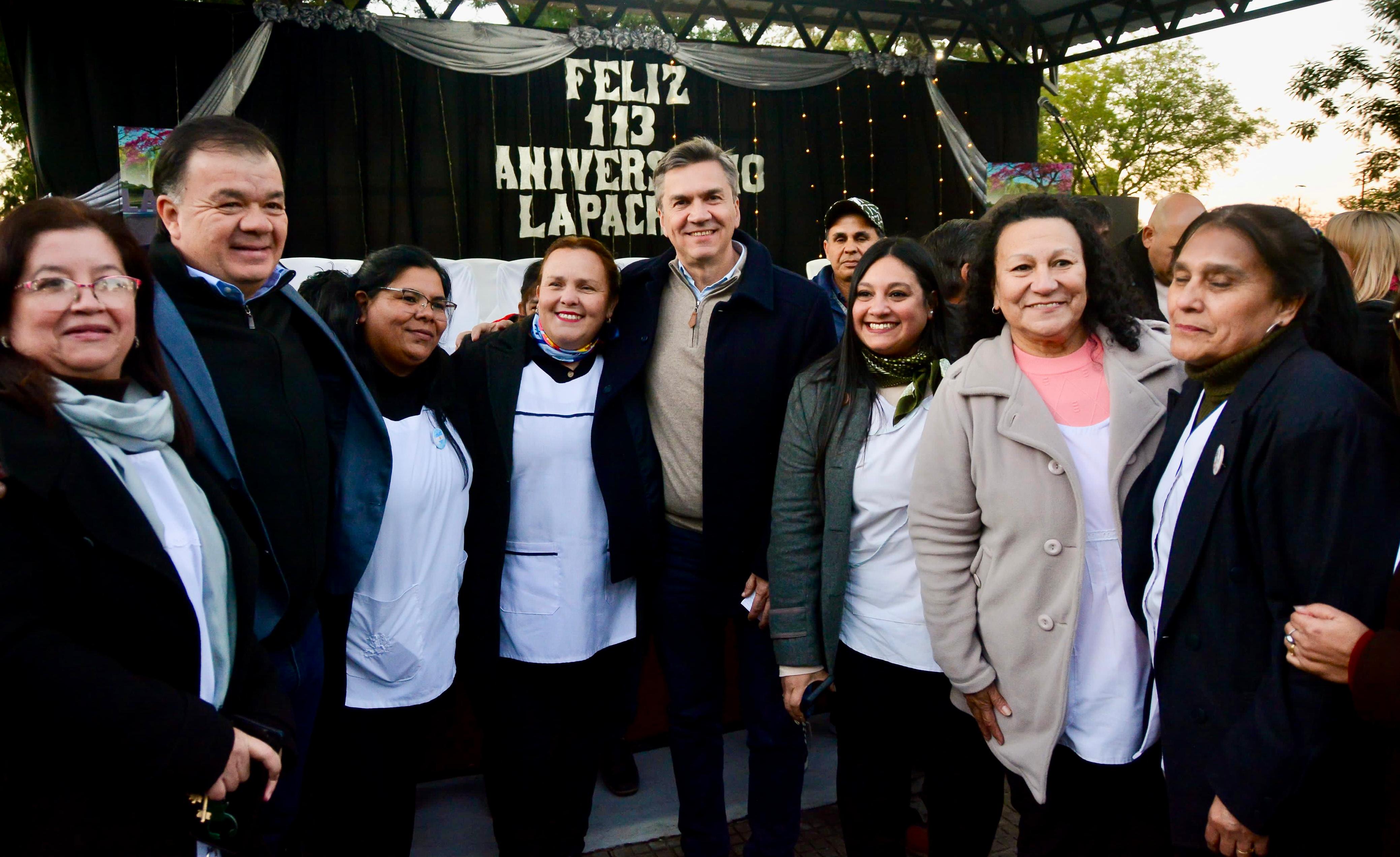 EL GOBERNADOR ZDERO ACOMPAÑÓ EL 113° ANIVERSARIO DE LAPACHITO Y ENTREGÓ UN PATRULLERO PARA LA POLICÍA RURAL