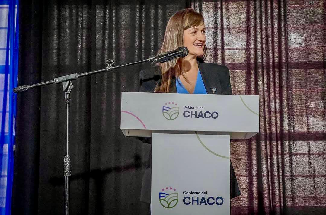 GRAL PINEDO: LA VICEGOBERNADORA SCHNEIDER ENCABEZÓ EL ACTO POR EL 113º ANIVERSARIO DE LA CIUDAD Y POR EL 215 ANIVERSARIO DE LA REVOLUCIÓN DE MAYO