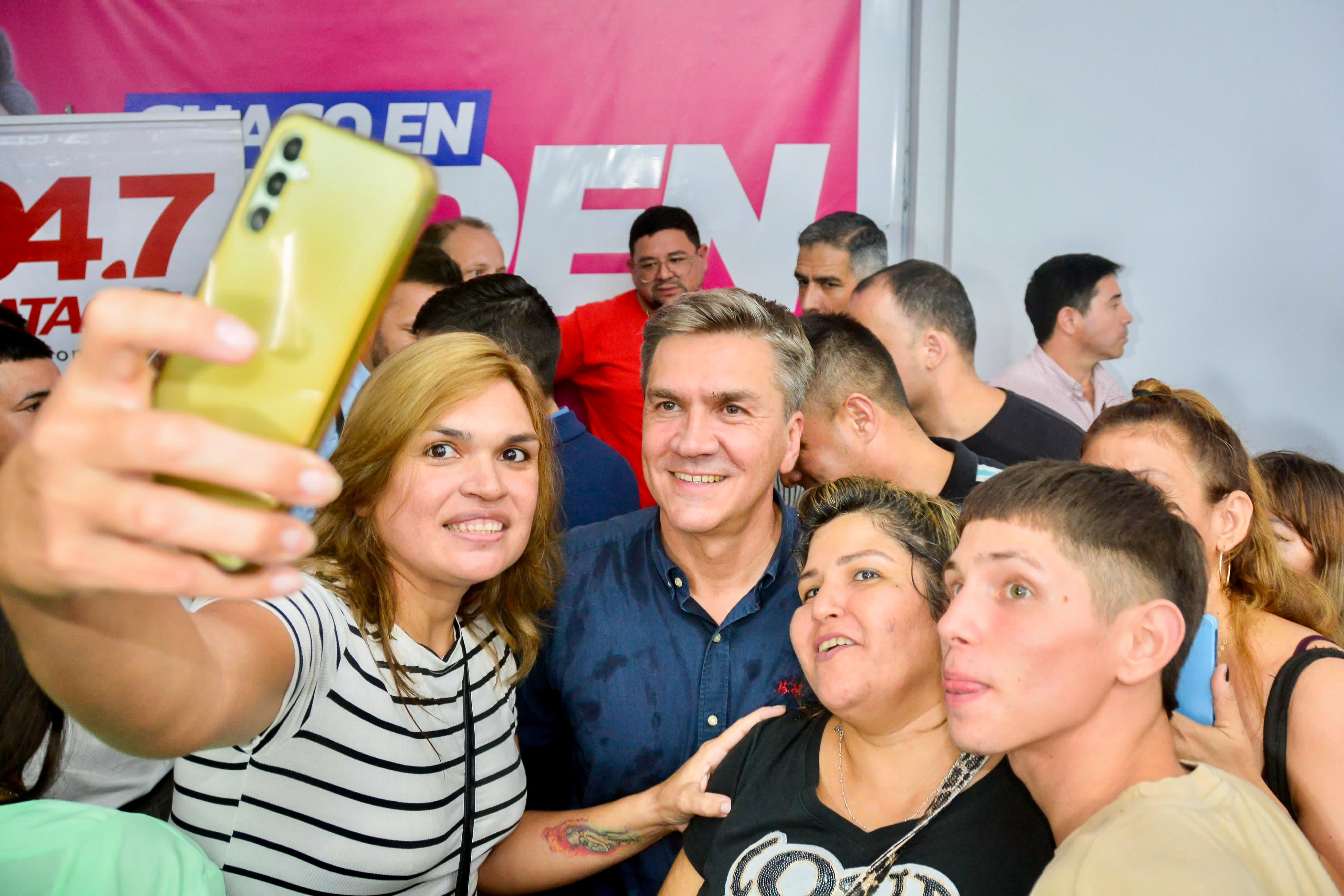 *EL GOBERNADOR ZDERO PRESENTÓ A LOS CANDIDATOS A DIPUTADOS PROVINCIALES DE “CHACO PUEDE + LA LIBERTAD AVANZA”: “ESTA ALIANZA ES PARA TERMINAR CON LOS TÓXICOS