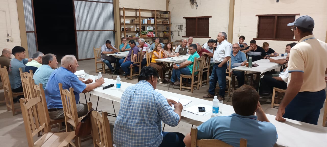 *Importante reuni&oacute;n de consorcistas camineros en Las Moreras*