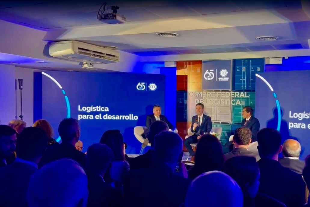 BS. AS: EL GOBERNADOR ZDERO ACOMPAÑÓ LA CUMBRE FEDERAL DE LOGÍSTICA EN EL CFI