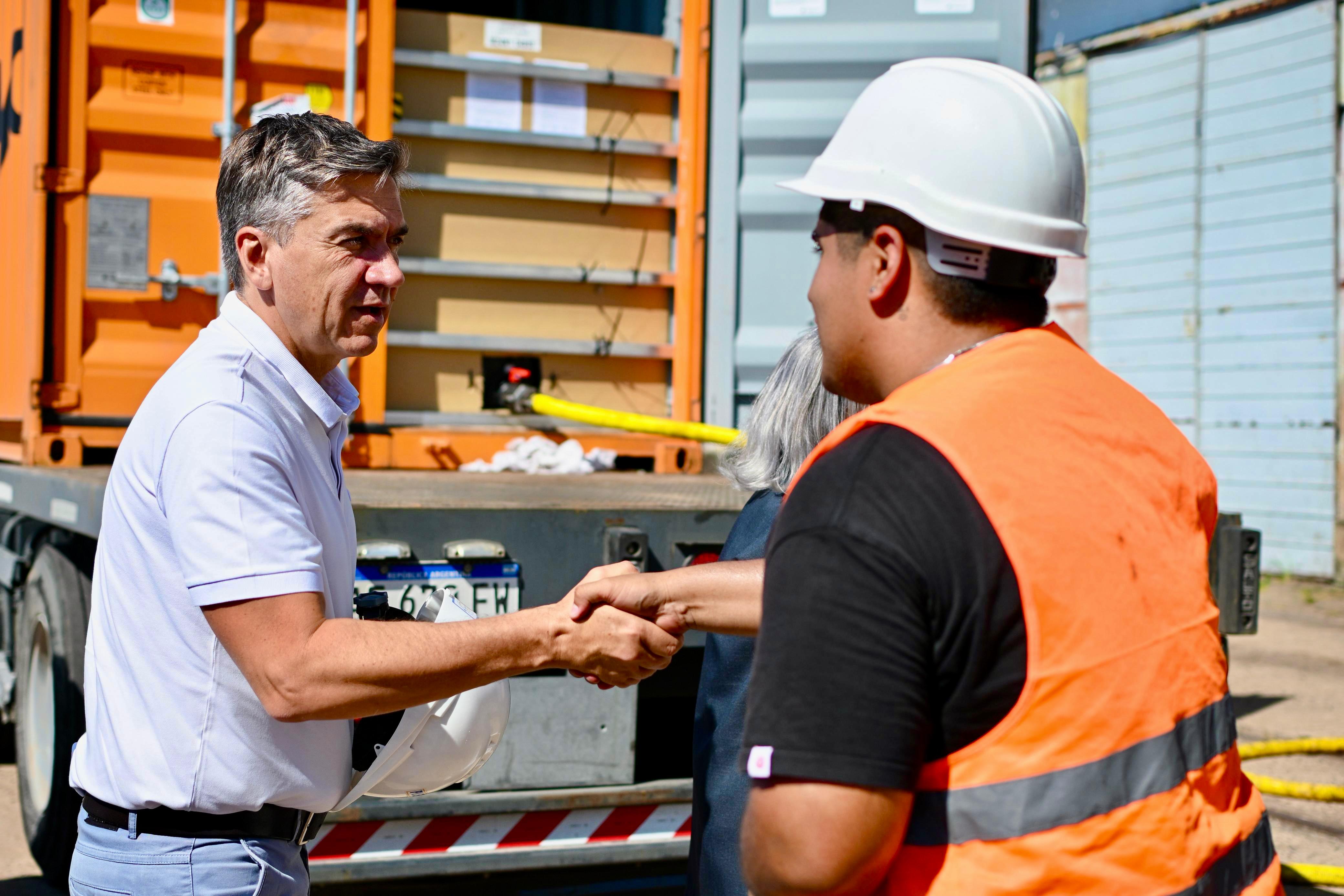 NUEVO LOGRO EN EL PUERTO DE BARRANQUERAS: CHACO EXPORTA ACEITE DE GIRASOL A ESPA&Ntilde;A