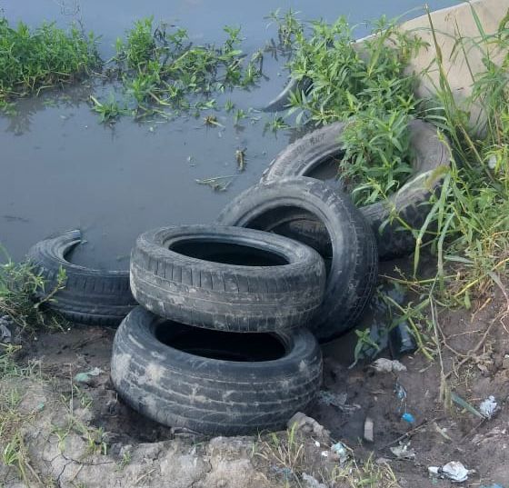 *VIALIDAD PROVINCIAL REFUERZA TAREAS DE LIMPIEZA Y PIDE NO ARROJAR BASURA EN LAS LAGUNAS*